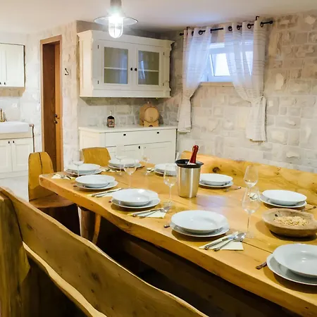 With Jacuzzi, Tavern And Shared Pool Sveti Filip i Jakov
